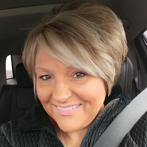Meet your Posher, Shelley